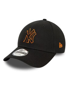 New Era New York Yankees Team Outline Black 9FORTY Adjustable Cap 60503412