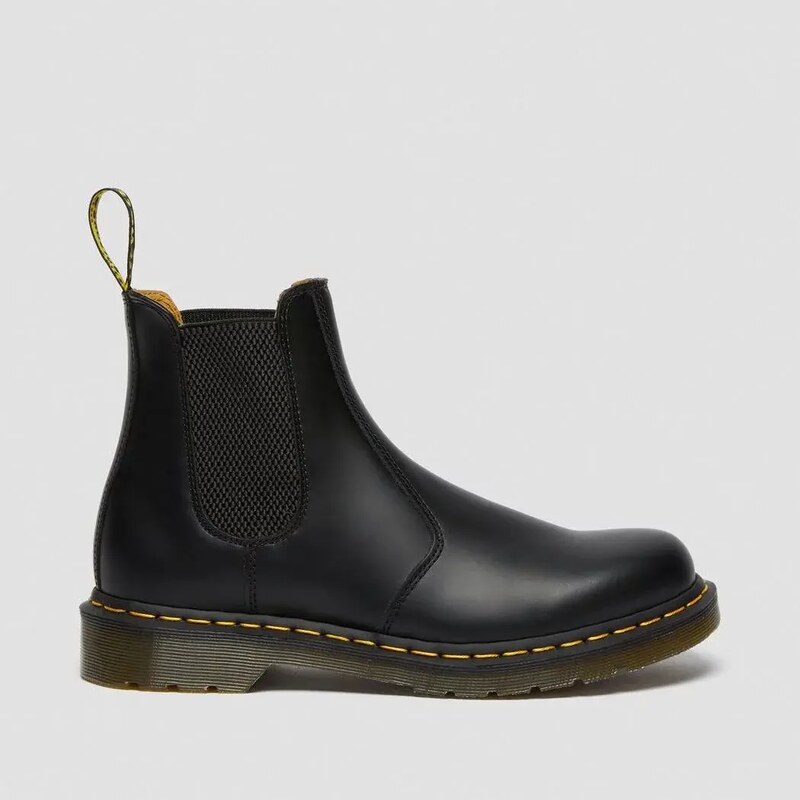 Dr. Martens 2976 Smooth Leather Chelsea Boots Black DM22227001