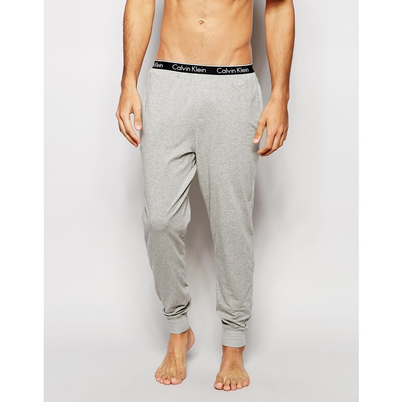 Calvin Klein - Pantalon de jogging slim avec chevilles resserrées - Gris