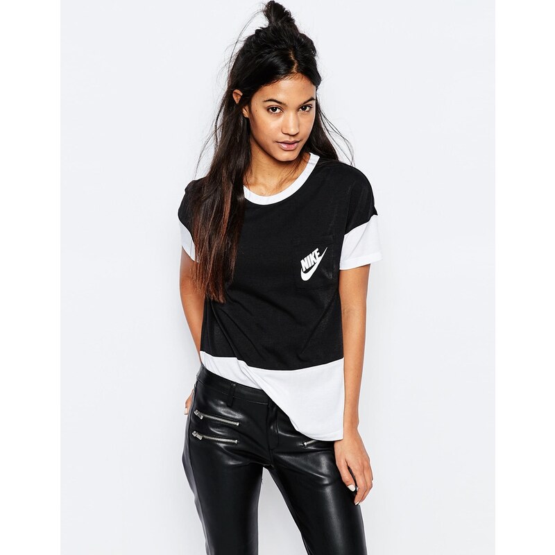 Nike - Signal - T-shirt oversize style color block avec petit logo - Noir