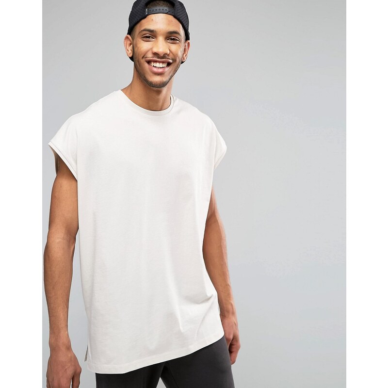 ASOS - T-shirt sans manches super oversize avec fentes sur le bas et ourlet asymétrique - Beige