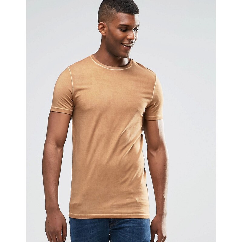ASOS - T-shirt moulant long effet délavé huilé - Fauve - Beige