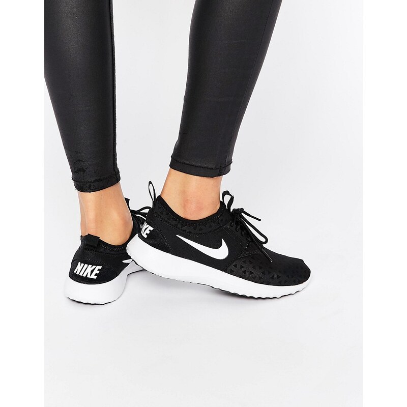Nike - Juvenate - Baskets - Noir et blanc - Noir
