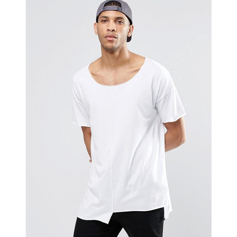 ASOS - T-shirt oversize à encolure dégagée et ourlet asymétrique - Blanc - Blanc