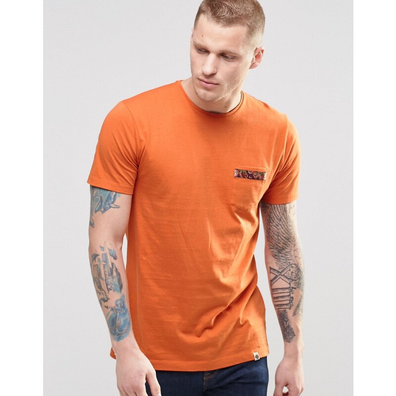Pretty Green - T-shirt avec poche à motif cachemire - Orange - Orange