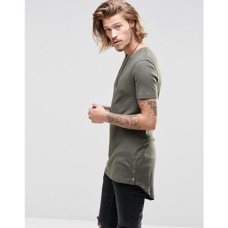 ASOS - T-shirt moulant côtelé ultra long avec ourlet arrondi et boutons-pression - Kaki - Vert