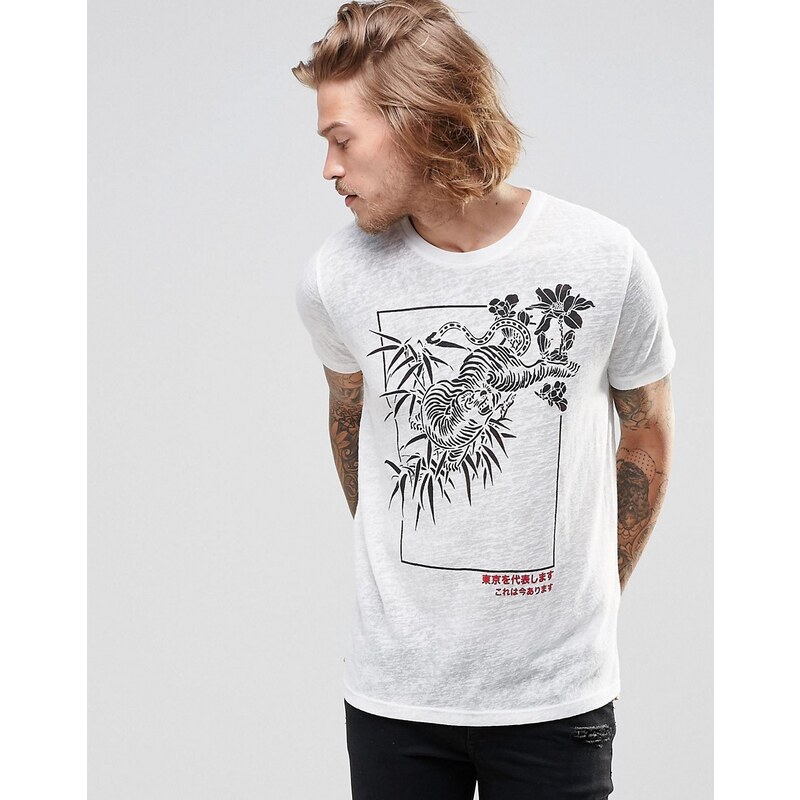 ASOS - T-shirt en imitation lin avec tigre japonais imprimé - Rouge