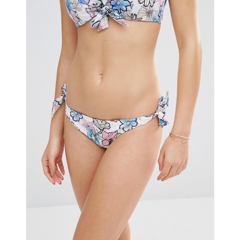 Exclusivité ASOS - Bas de bikini noué sur les côtés avec imprimé floral façon aquarelle (pour poitrines généreuses - Multi