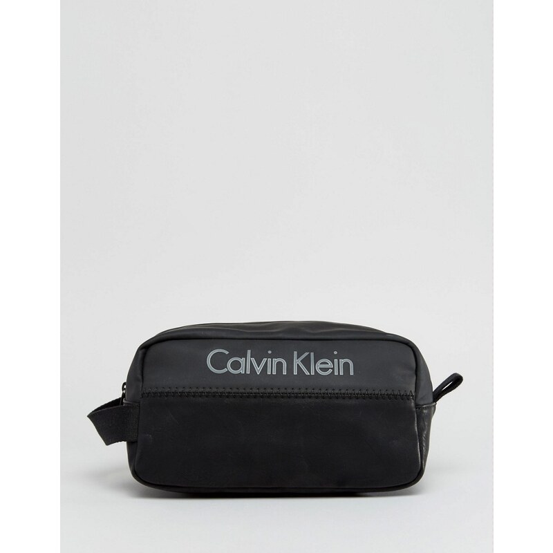 Calvin Klein - Play - Trousse de toilette - Noir