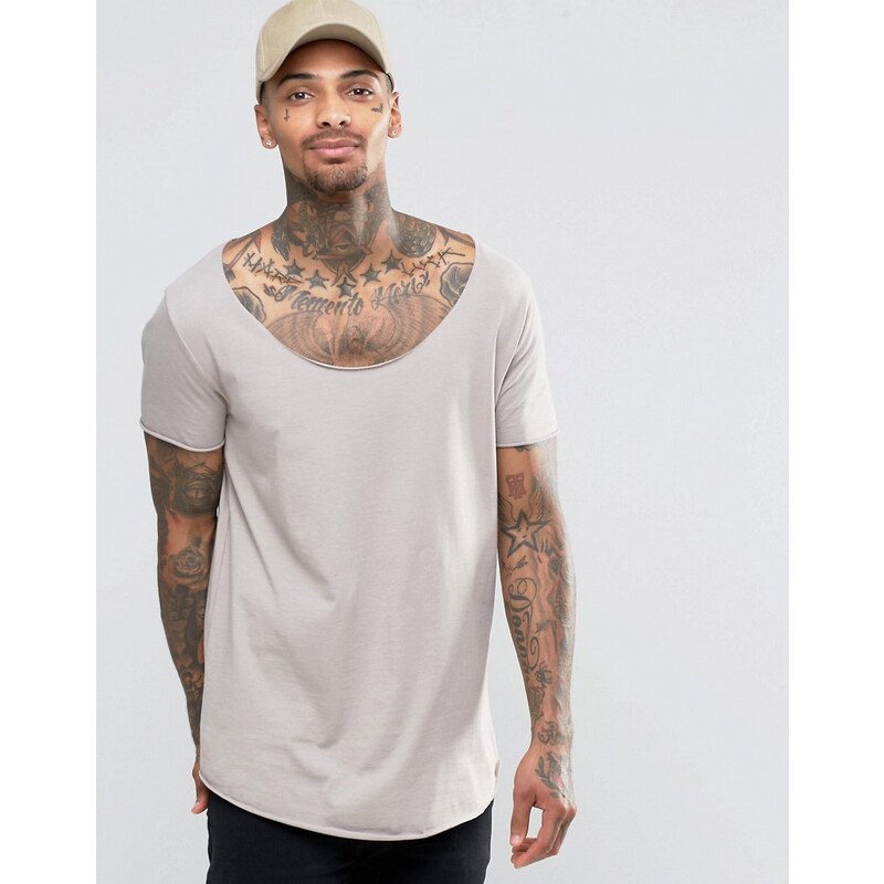 ASOS - T-shirt long avec encolure dégagée à bords bruts et ourlet arrondi - Beige - Beige
