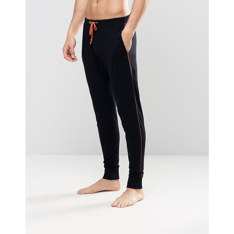 Esprit - Pantalon de jogging classique avec chevilles resserrées - Noir