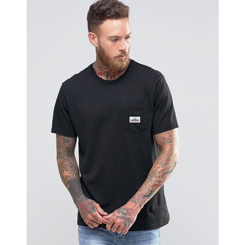 Penfield - T-shirt avec étiquette sur la poche et logo - Noir
