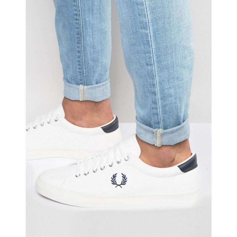 Fred Perry - Underspin - Baskets à chevrons - Blanc
