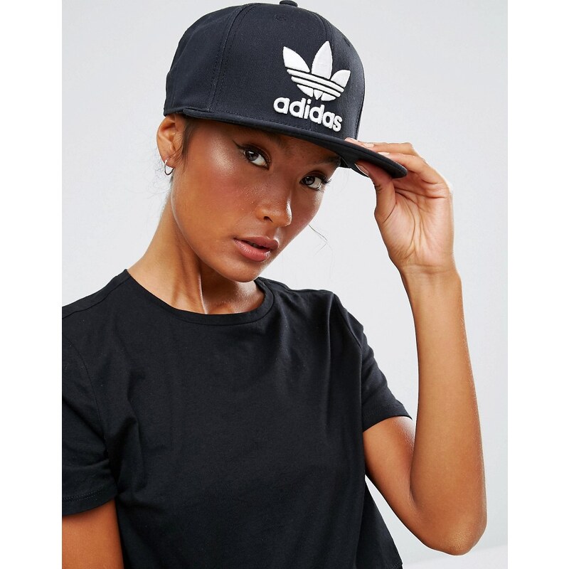 Adidas Originals - Casquette réglable style camionneur avec logo trèfle - Noir