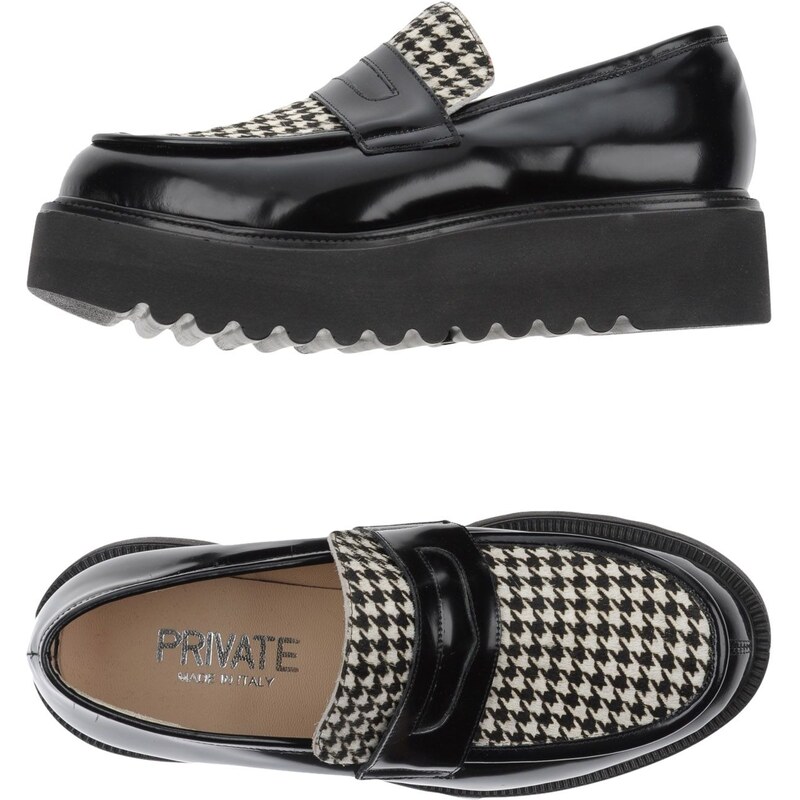 PRIVATE CHAUSSURES