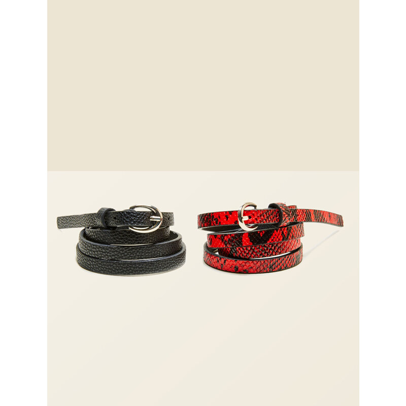 ceintures fines effet python noires et rouges Jennyfer
