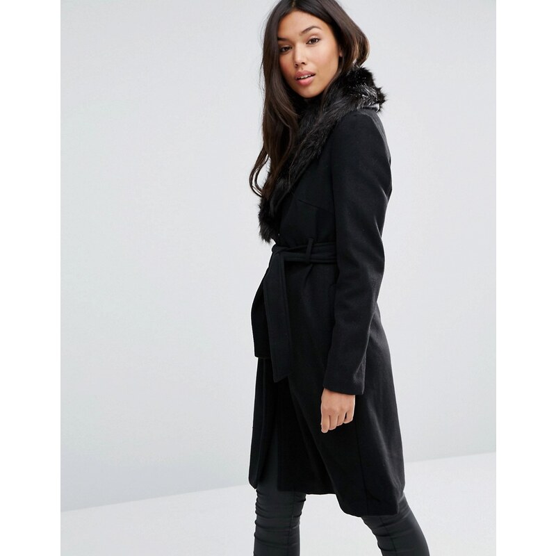 QED London - Manteau à ceinture avec bordure en fausse fourrure - Noir