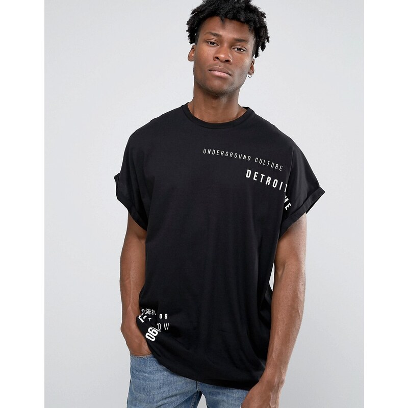 ASOS - T-shirt oversize avec manches retroussées et imprimé texte japonais - Noir