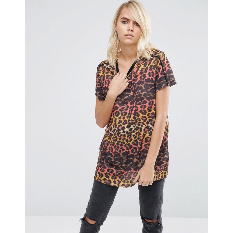 ASOS - T-shirt imprimé léopard effet dégradé avec passepoil - Multi