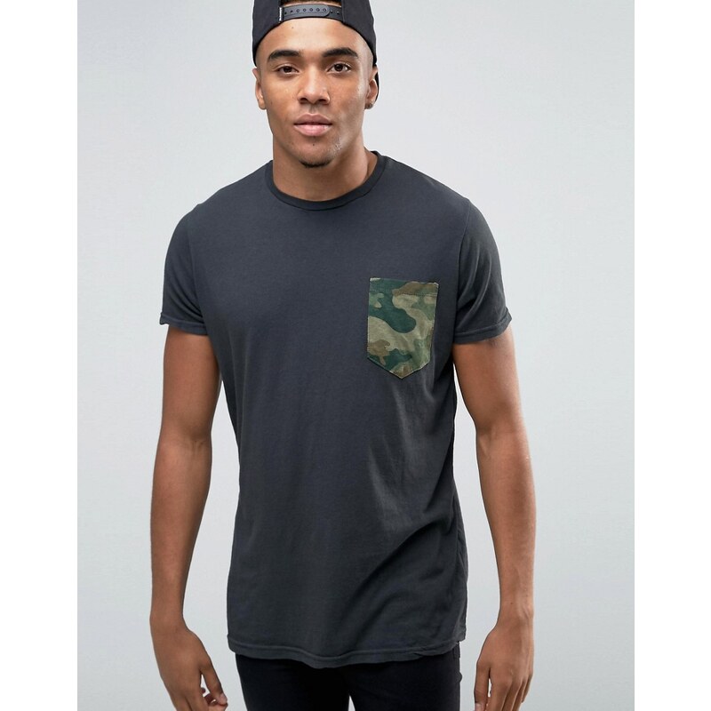 Pull&Bear - T-shirt avec poche camouflage - Noir - Noir