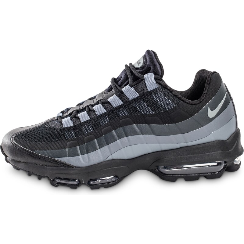 Nike Baskets/Running Air Max 95 Ultra Essential Noire Homme