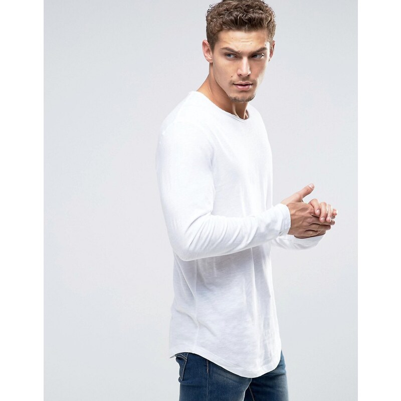 Esprit - T-shirt long à manches longues avec ourlet arrondi - Blanc