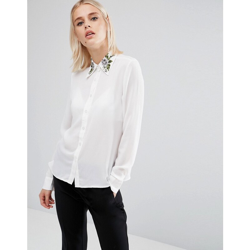 Fashion Union - Chemise à manches longues avec col brodé - Blanc