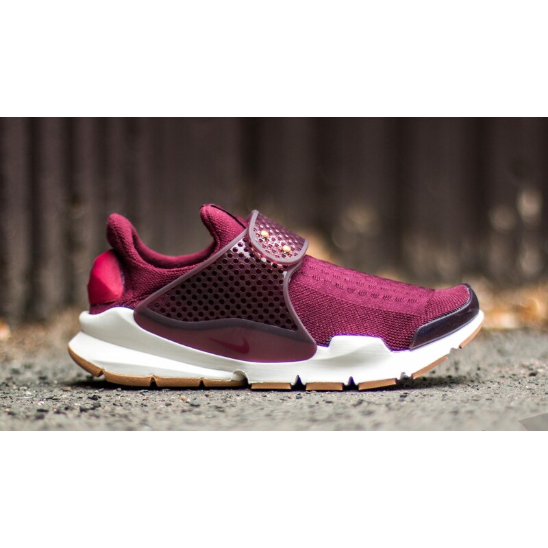 Nike Wmns Sock Dart Night Maroon/ Noble Red-Noble Red-Sail