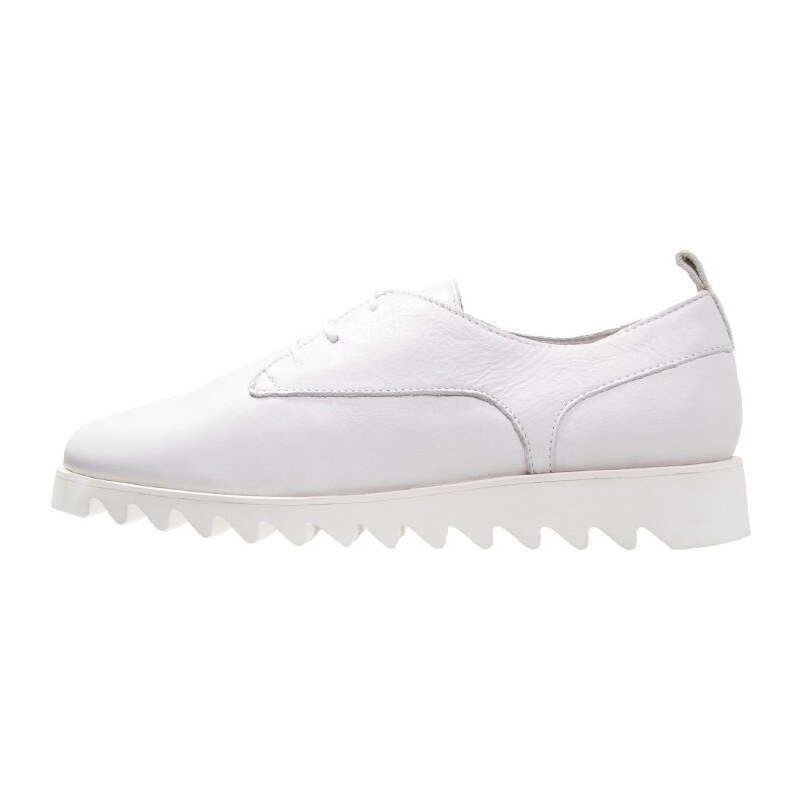 Shoeshibar Derbies white