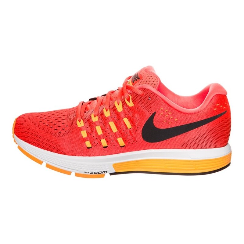 Nike Performance AIR ZOOM VOMERO 11 Chaussures de running neutres total crimson/laser orange/summit white