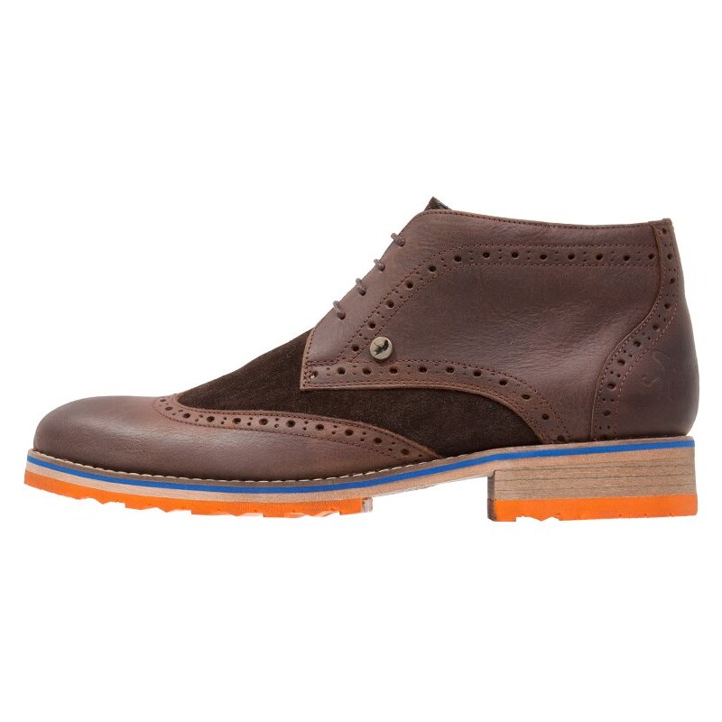 A fish named fred Chaussures à lacets dark brown