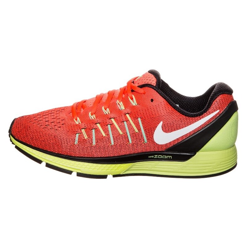 Nike Performance AIR ZOOM ODYSSEY 2 Chaussures de running neutres hyper orange/black/ghost green